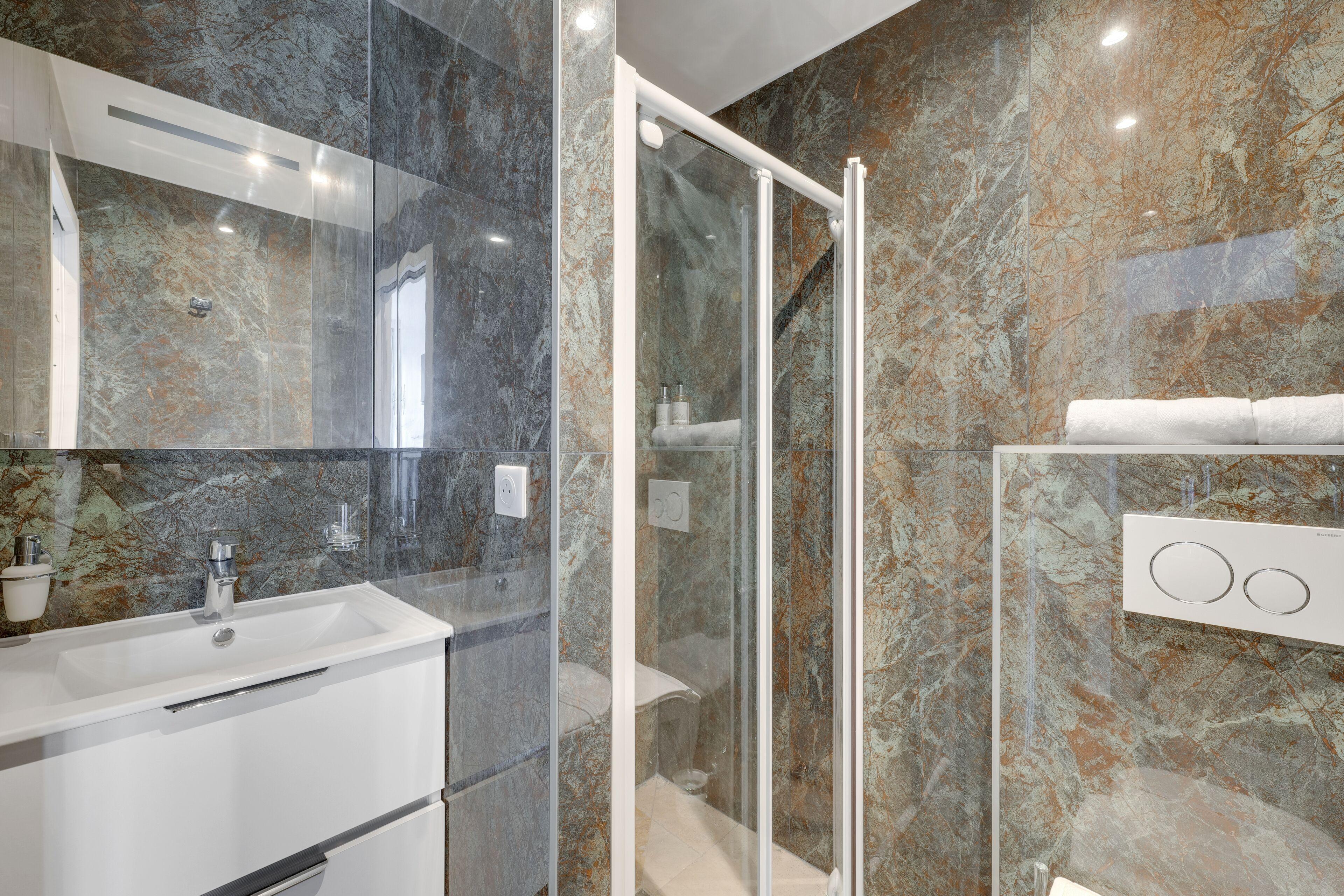 Le Bellevue 4* Parigi